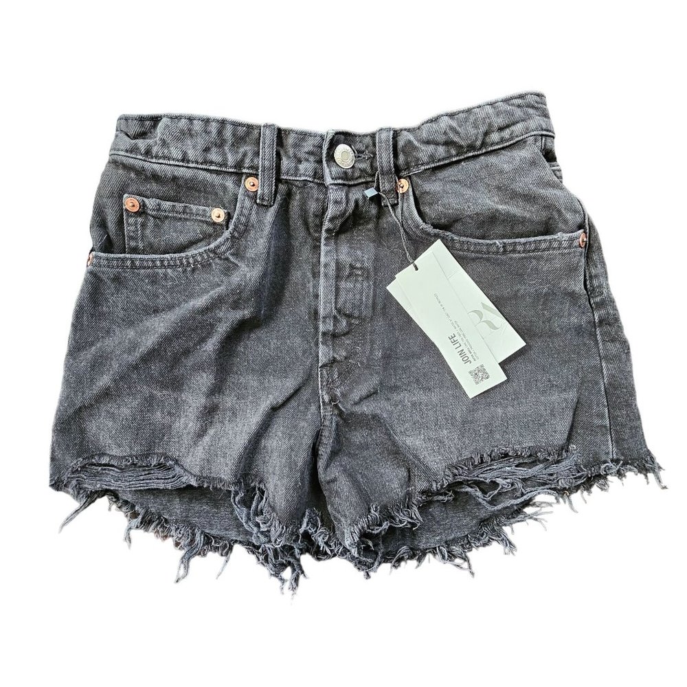 NWT ZARA Black Cut off Mom Jean Shorts size 4 or 36